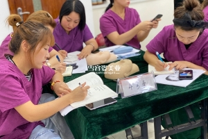 学习微整培训哪家好？自主创业的好行业就是微整！